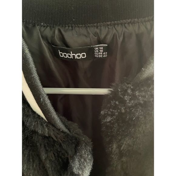 Faux Fur Colorblock Varsity Bomber Jacket (US Size 10) (Black /White) - Picture 4 of 4